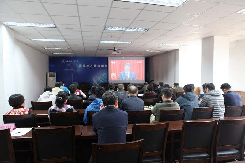 1566904525470283.jpeg 5、观看照片_副本.jpg